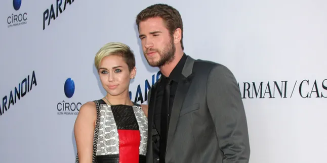 Meski Sudah Putus, Liam Hemsworth Masih Peduli Dengan Miley Cyrus Meski Sudah Putus, Liam Hemsworth Masih Peduli Dengan Miley Cyrus
