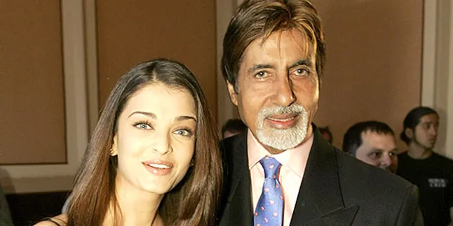 Mesra, Aishwarya Rai Peluk Erat Amitabh Bachchan di Depan Umum Mesra, Aishwarya Rai Peluk Erat Amitabh Bachchan di Depan Umum