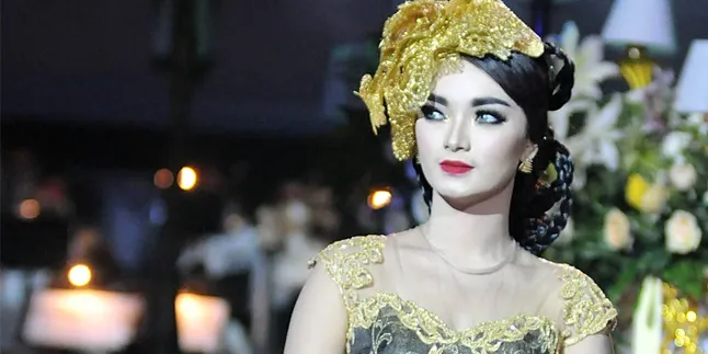 Mesra Dengan Delon, Zaskia 'Gotik' Minta Maaf ke Yeslin Wang