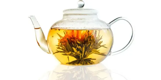 Metode Sederhana untuk Mengembalikan Kilau Teko Plastik