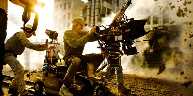 Michael Bay: Biarlah 'TRANSFORMERS' Dibenci, Tapi... Michael Bay: Biarlah 'TRANSFORMERS' Dibenci, Tapi...