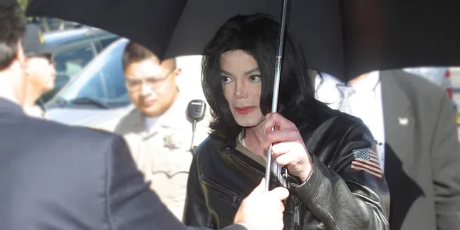 Michael Jackson Dituntut Lakukan Pelecehan Seksual, Kok Bisa? Michael Jackson Dituntut Lakukan Pelecehan Seksual, Kok Bisa?