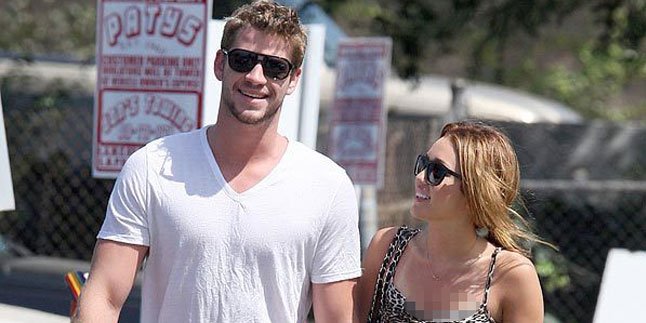 Miley Cyrus dan Liam Hemsworth Dikabarkan Bakal Nikah di Pantai