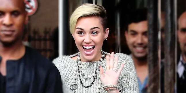 Miley Cyrus Respon Surat Terbuka Sinead O Connor