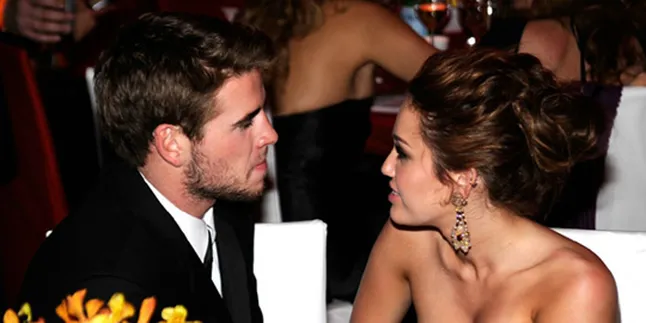 Miley Cyrus Ungkap Lamaran Spontan Liam Hemsworth