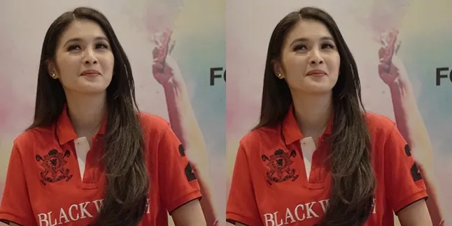 Miliki Badan Fit Meski Kesibukan Padat Merayap, Ini Rahasia Sandra Dewi Miliki Badan Fit Meski Kesibukan Padat Merayap, Ini Rahasia Sandra Dewi