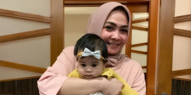 Miliki Banyak Barang Mewah, Ini 3 Bisnis Rieta Amalia