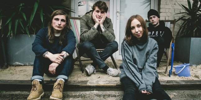 Milk Teeth Tetap Old Skool di Video Klip 'Brickwork'