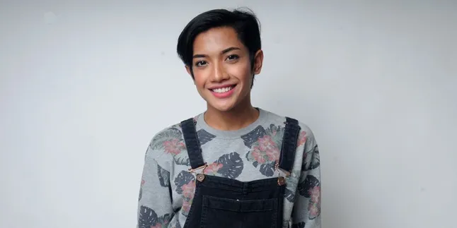 Millendaru Sepupu Aurel Ingin Jadi Model di Luar Negeri Millendaru Sepupu Aurel Ingin Jadi Model di Luar Negeri