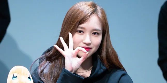 Meski Sakit, Mina Ikut Syuting Music Video Comeback TWICE Dengan Sukses