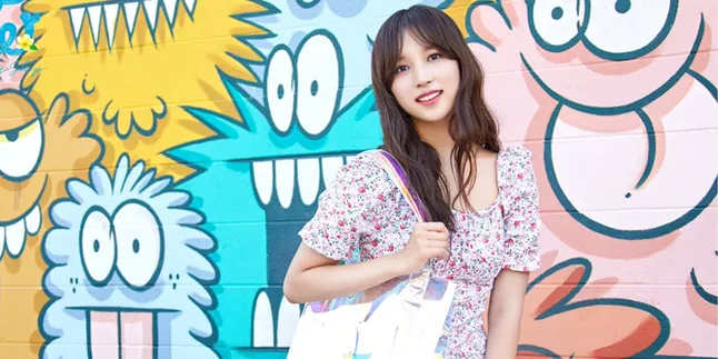 Mina TWICE Pulang ke Korea, Diantar Ibunda - Sembunyikan Wajah dari Media