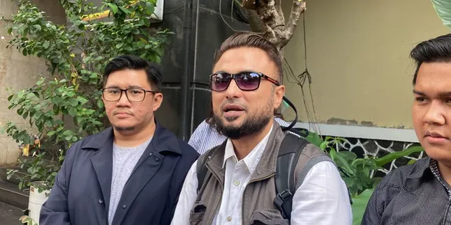 Minta Pihak Sarah Buktikan Semua Tuduhan, Pihak Rizal Djibran: Harus Bertanggung Jawab Minta Pihak Sarah Buktikan Semua Tuduhan, Pihak Rizal Djibran: Harus Bertanggung Jawab