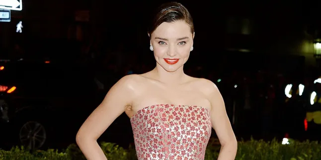 Miranda Kerr Buka Suara Soal Pernikahannya Dengan Evan Spiegel Miranda Kerr Buka Suara Soal Pernikahannya Dengan Evan Spiegel