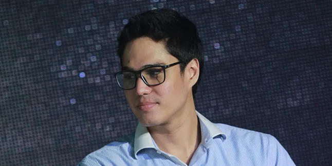 Mischa Chandrawinata - Cynthia Cinta Lokasi?