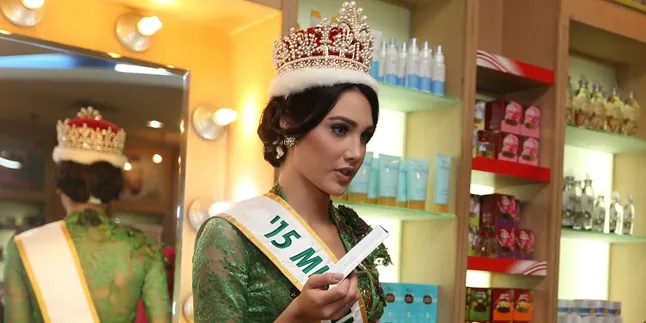 Miss Internasional 2015 Nikmati dan Suka Pijatan Orang Indonesia Miss Internasional 2015 Nikmati dan Suka Pijatan Orang Indonesia