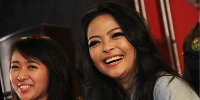 Mobil Dibobol, Tantri Kotak Tak Mau Salahkan Siapapun