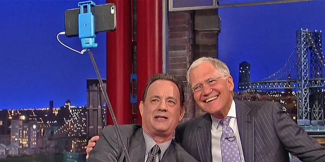 Mobil Indy 500 Tribute To David Letterman Tabrak Dinding Pembatas