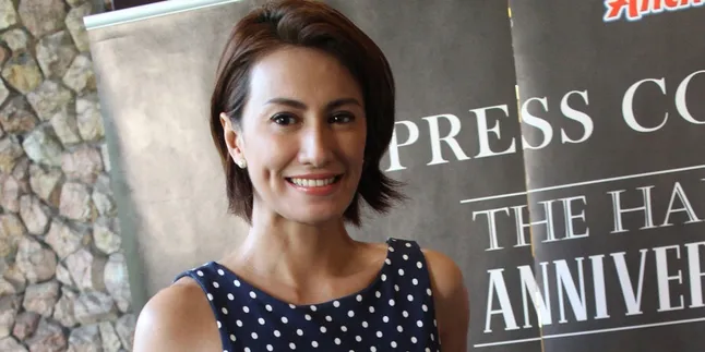Model Cantik Davina Veronica Undur Perlahan Dari Entertainment