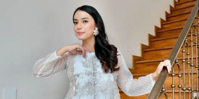 Model Kebaya Lebaran untuk Wanita 2024, Tampil Cantik di Hari Raya