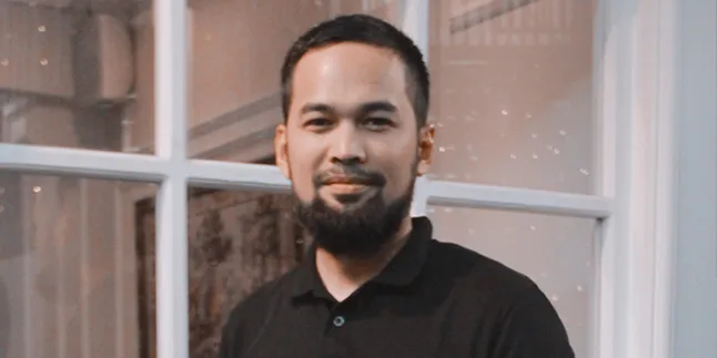 Momen Lucu Teuku Wisnu Dikira Penjual Es Doger Oleh Seorang Anak Kecil