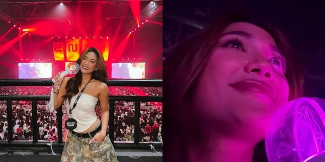 Momen Seru Marion Jola Nonton konser 2NE1 'Welcome Back' di Jakarta Momen Seru Marion Jola Nonton konser 2NE1 'Welcome Back' di Jakarta