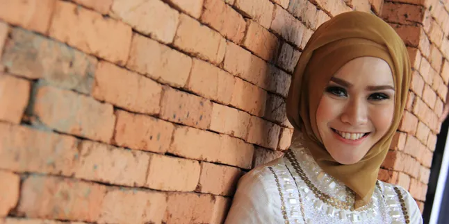 Moody, Zaskia Adya Mecca Malas Urusi Butik Moody, Zaskia Adya Mecca Malas Urusi Butik