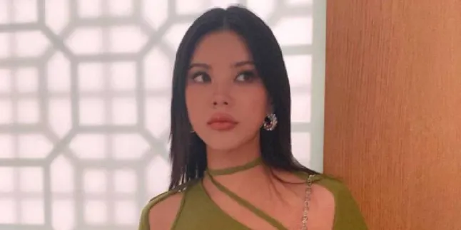 Moon Sujin Rilis Single Terbaru yang Bertajuk TROPICAL