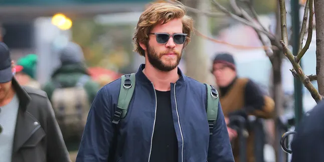 Move On Dari Miley Cyrus, Inikah Pacar Baru Liam Hemsworth? Move On Dari Miley Cyrus, Inikah Pacar Baru Liam Hemsworth?