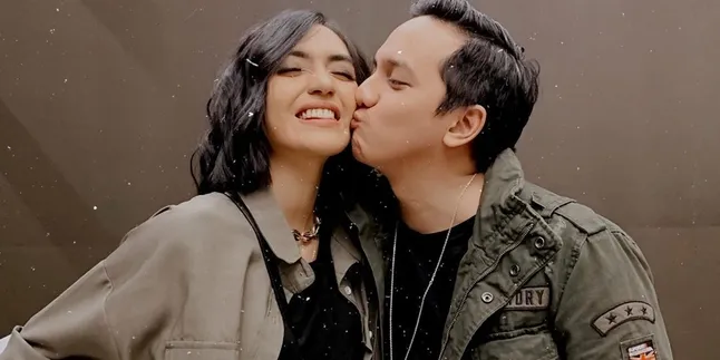 Muka Berjerawat, Istri Ge Pamungkas: Dukungan Suami Amat Membantu