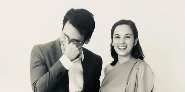 Mulai Go Public, Rob Clinton dan Chelsea Islan Resmi Jadian?