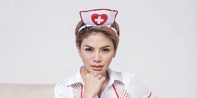 Mulai Hidup Sehat, Nikita Mirzani Kurangi Alkohol dan Kehidupan Malam Mulai Hidup Sehat, Nikita Mirzani Kurangi Alkohol dan Kehidupan Malam