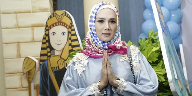 Mulan Jameela Contoh Sang Ibu, Prioritaskan Keluarga dan Ibadah