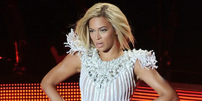 Muncul di Depan Umum, Beyonce Berdandan Seperti Perampok! Muncul di Depan Umum, Beyonce Berdandan Seperti Perampok!