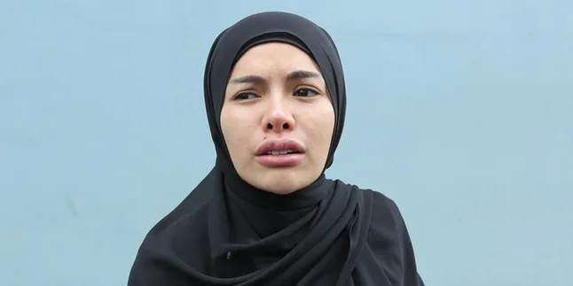 Muntah-Muntah Karena Hamil, Nikita Mirzani Mangkir Jadwal Konfrontir Dengan Dipo