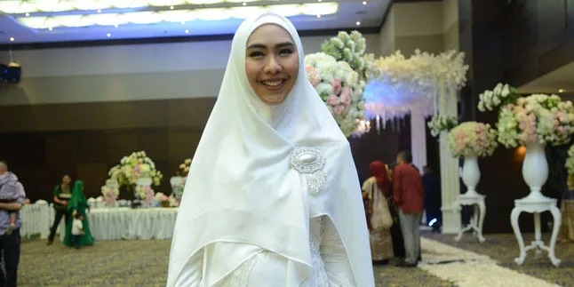 Muslim Jadi Minoritas di Spanyol, Ini Komentar Oki Setiana Dewi Muslim Jadi Minoritas di Spanyol, Ini Komentar Oki Setiana Dewi