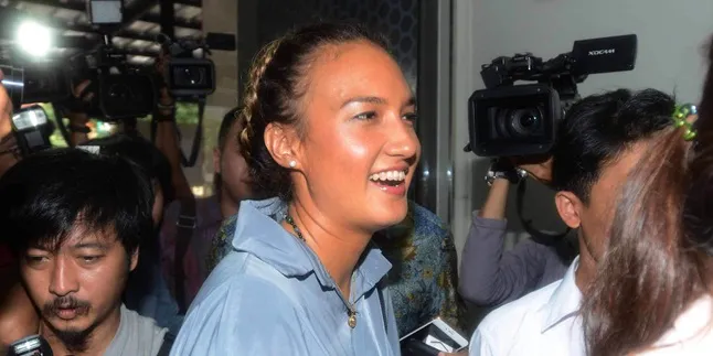 Nadine Chandrawinata Diperiksa Polda Terkait Senjata Ilegal Gatot Nadine Chandrawinata Diperiksa Polda Terkait Senjata Ilegal Gatot