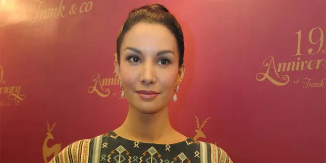 Nadya Hutagalung: Kamar Tidur Adalah Tempat Favoritku