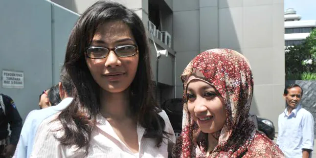 Nadya Mulya dan Septy Sanustika Datang Bareng ke KPK