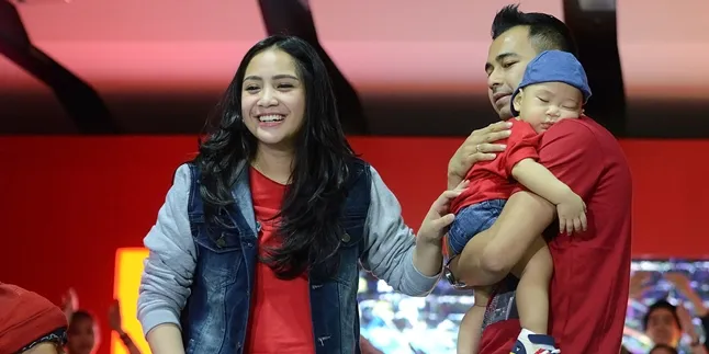 Nagita Slavina Curhat Jalani Puasa Sambil Menyusui Rafathar
