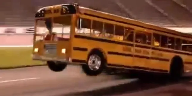 Naik Bus Ini, Kamu Tidak Akan Pernah Telat Lagi!