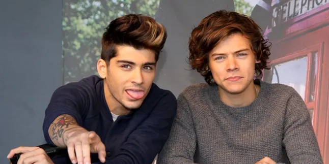'Nakalnya' Tingkah Harry Styles - Zayn Malik di Depan Kamera