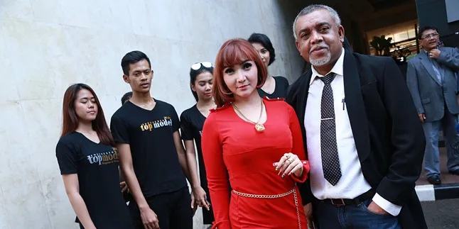 Nama Dicatut Untuk Minjam Uang, Roro Fitria Lapor Polisi Nama Dicatut Untuk Minjam Uang, Roro Fitria Lapor Polisi