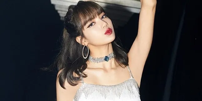 Nama Lisa BLACKPINK Masuk Dalam Nominasi '100 Wajah Tercantik 2019'! Nama Lisa BLACKPINK Masuk Dalam Nominasi '100 Wajah Tercantik 2019'!