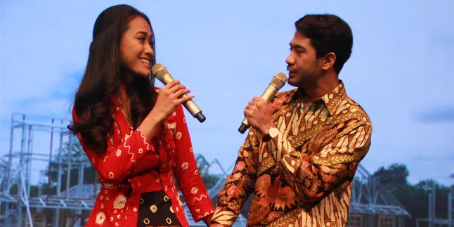 Nantikan Nyanyian Keroncong Reza Rahadian di Film Terbaru Nantikan Nyanyian Keroncong Reza Rahadian di Film Terbaru