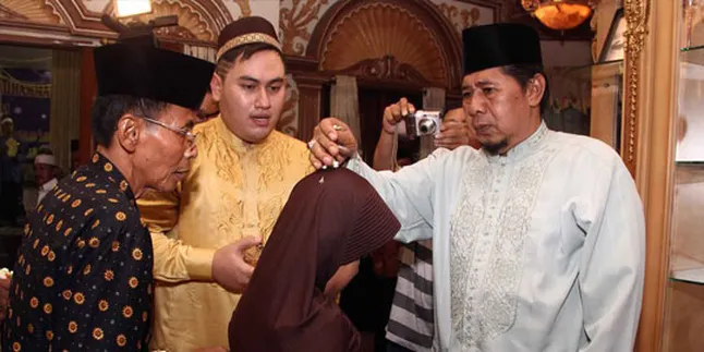 Nassar dan Muzdalifah Belikan Sepasang Kucing Untuk Nana