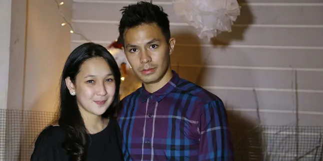 Natal 2014, Fero Walandouw - Prisillia Berubah Status Natal 2014, Fero Walandouw - Prisillia Berubah Status