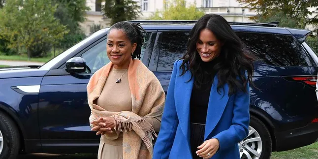 Natal Pertama Meghan Markle Sebagai Bangsawan, Bakal Dirayakan Bersama Ibunya?