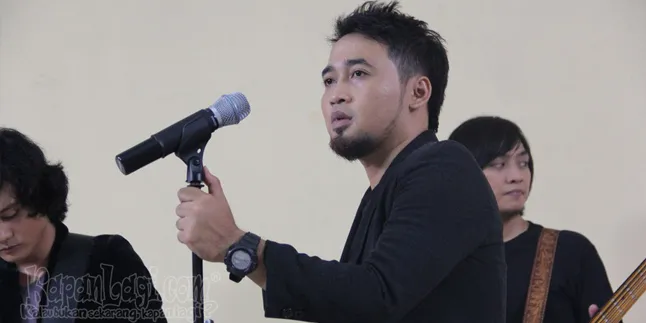 Natal, Widi Hello Band Nostalgia di Kampung Halaman