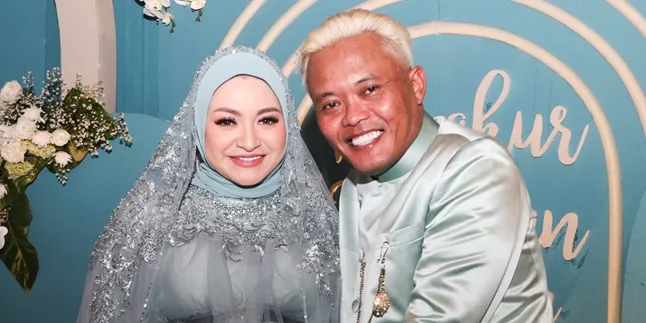 Nathalie Hamil Tujuh Bulan, Sule Diminta ke Amerika Untuk Temui Spiderman Nathalie Hamil Tujuh Bulan, Sule Diminta ke Amerika Untuk Temui Spiderman