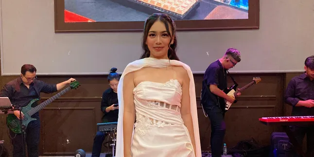 Nathania Ardelia Rilis 'Harus Pergi', Bukan Lagu Putus Cinta Biasa